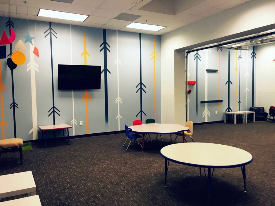 Arrows and trees, kids’ space